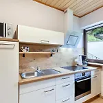 Klug 公寓 *